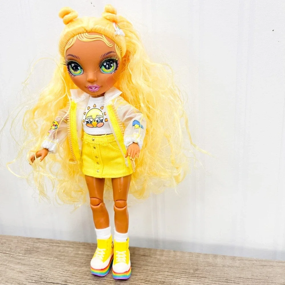 MGA Rainbow High Shadow High Fashion Doll‎ Junior Jr Sunny Madison